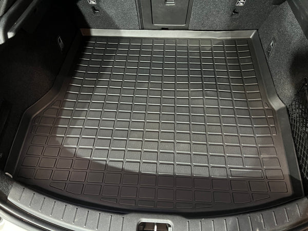 Bagageruimtemat met opstaande rand voor Polestar 2 – productafbeelding 3