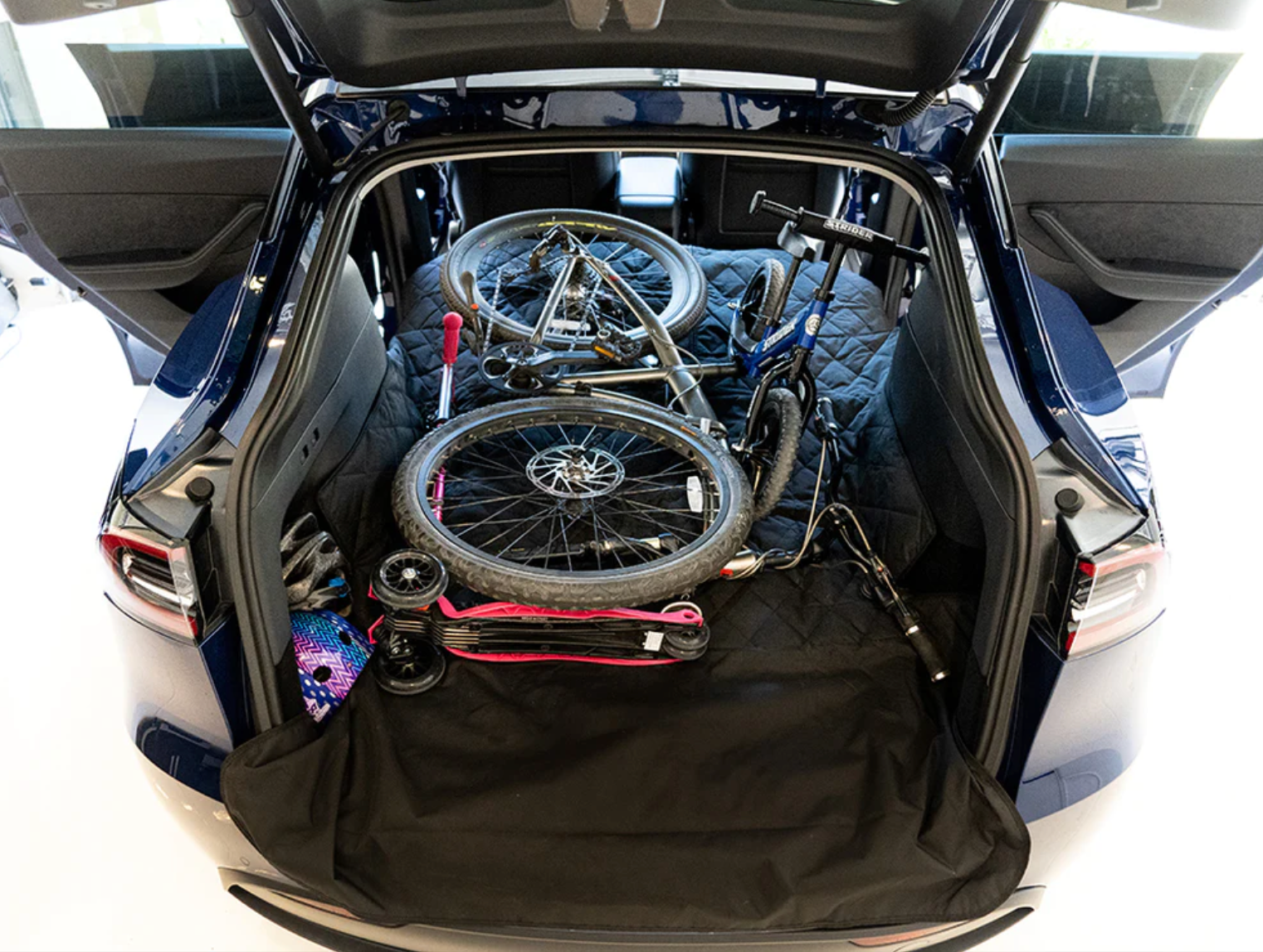 Tesla Model Y – pet boot protector – product image 3