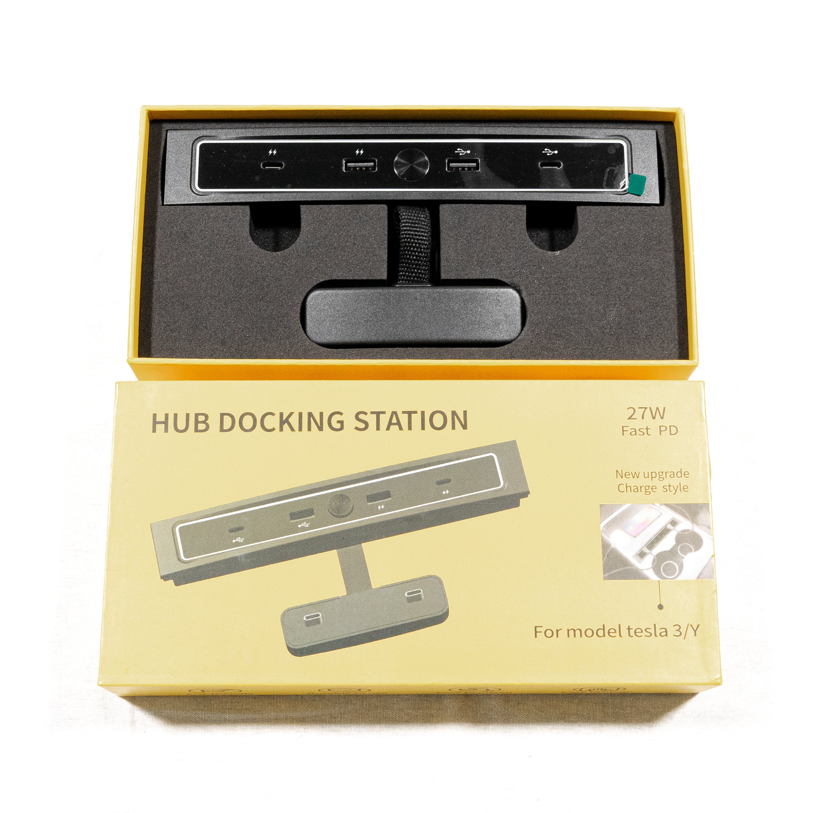 Tesla Model 3/Y -USB-A-jakaja – tuotekuva 2