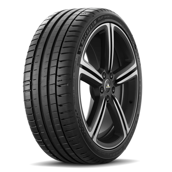Michelin Pilot Sport 5 – valmistajan mallikuva. Kuvan vanne ei sisälly renkaan hintaan. Kokomerkinnät ovat esimerkkikoosta.